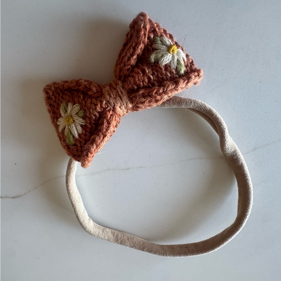 Wild Wawa embroidered bow - Picture 3 of 6